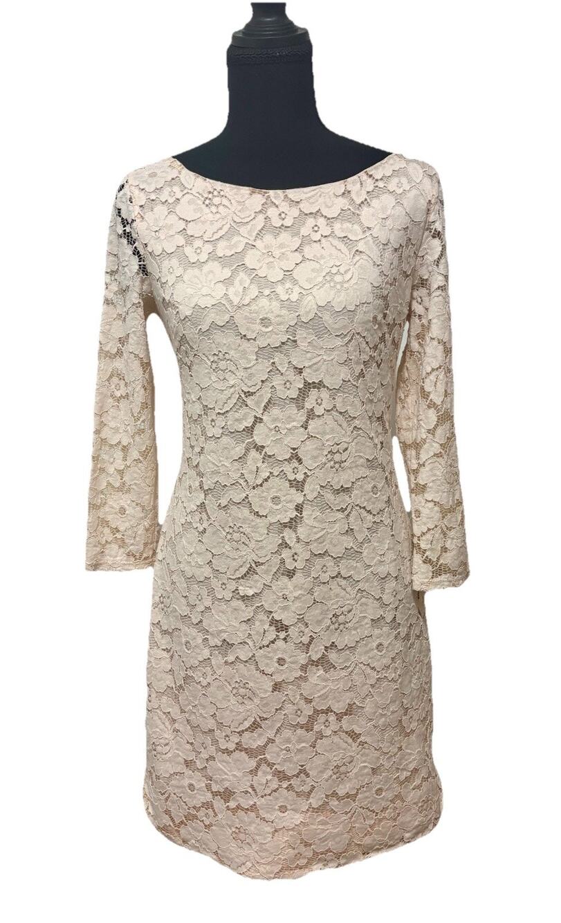 Vince Camuto Lace Dress Size 6 Blush Beige 3/4 Sleeve Cocktail Wedding Guest